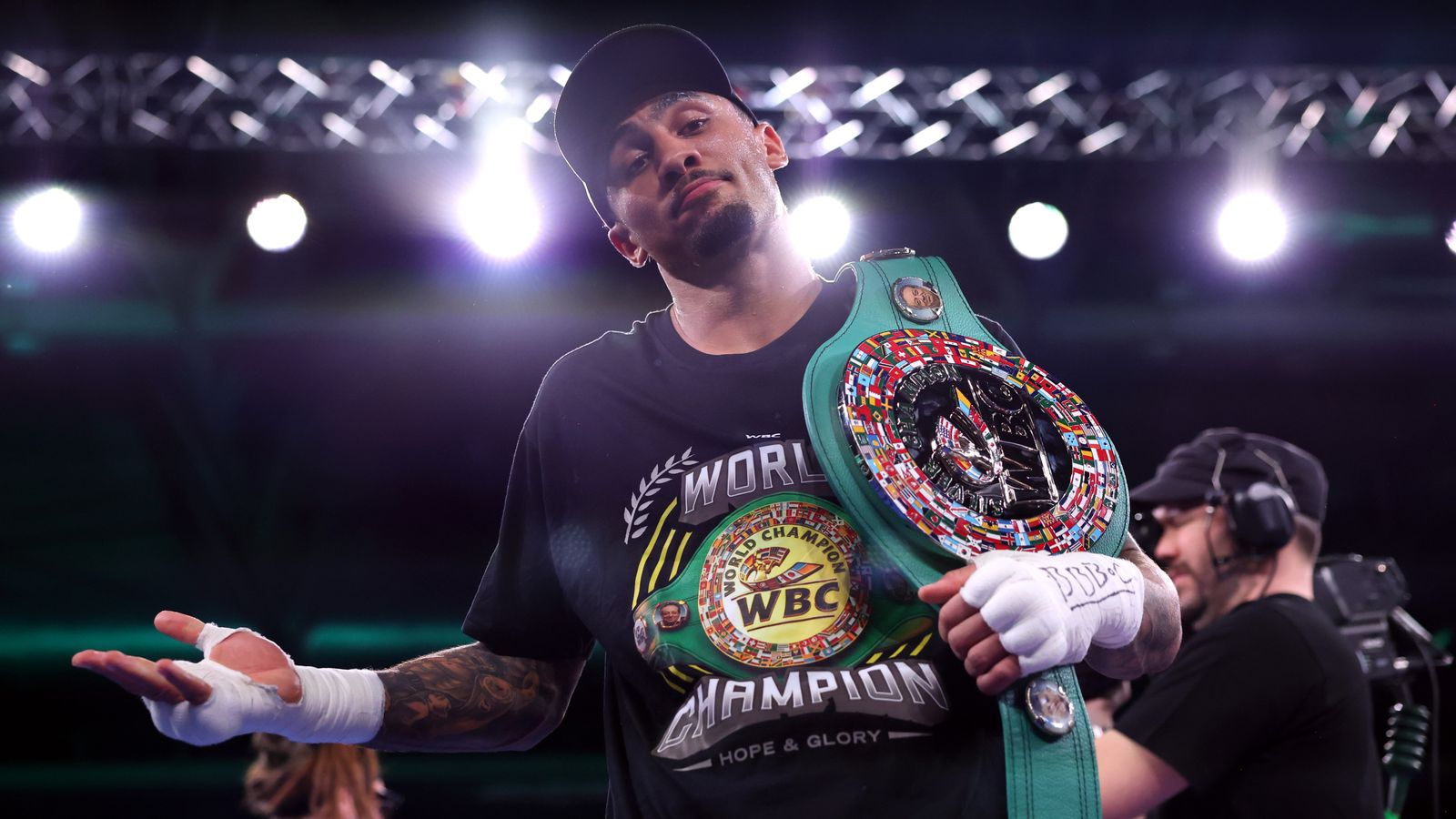 Whittaker obliterates Gavazi with first-round stoppage